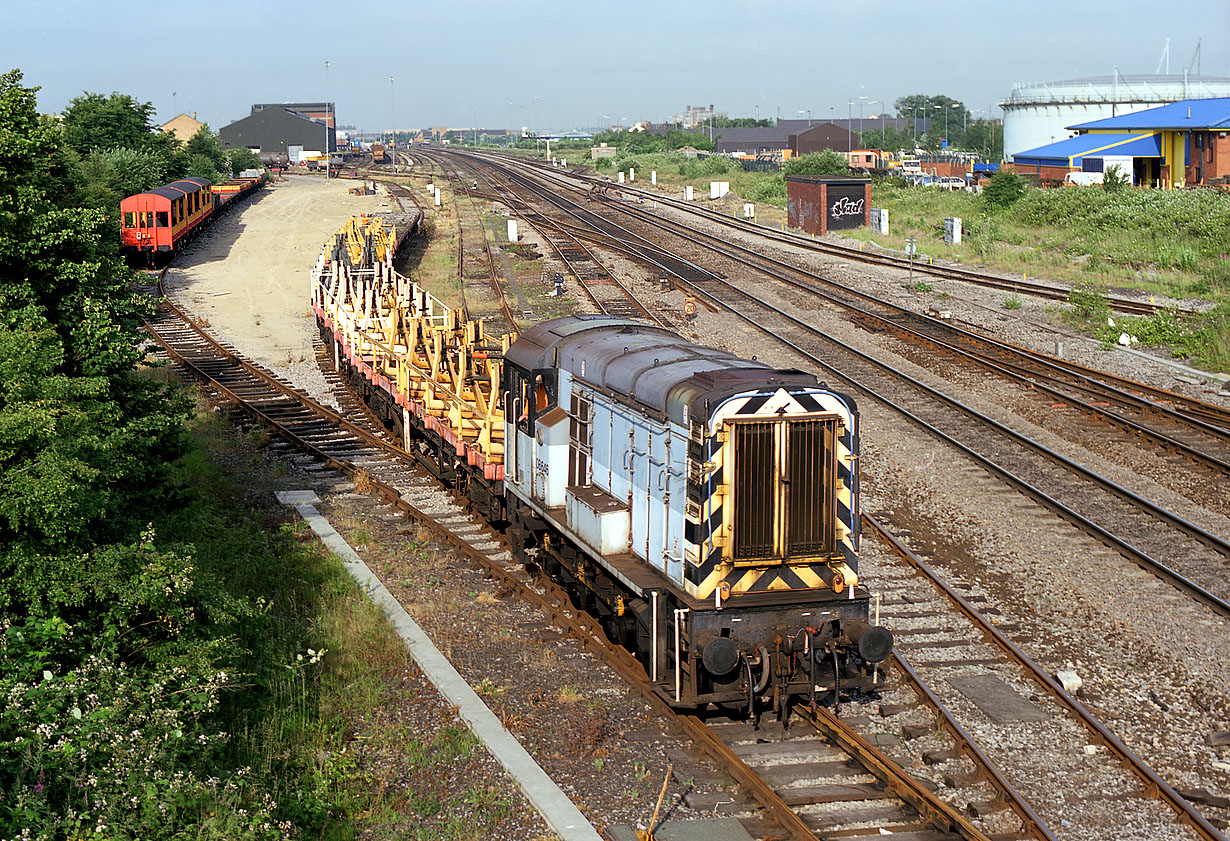 08646 Highworth Junction 24 June 1994