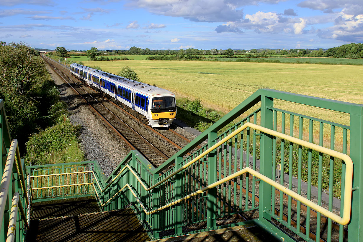 165028 & 165008 Islip (Brookfurlong Farm) 6 July 2024