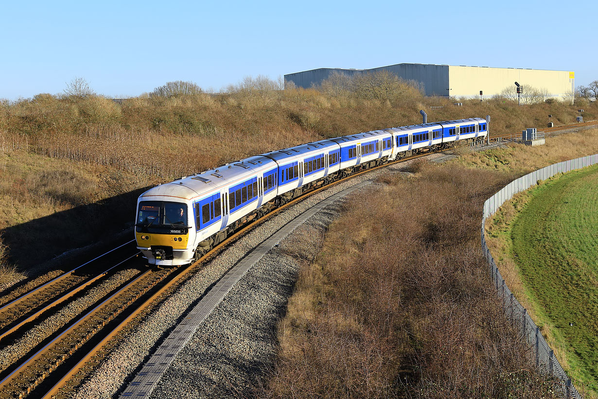 165035 & 165006 Bicester South Junction 2 January 2025