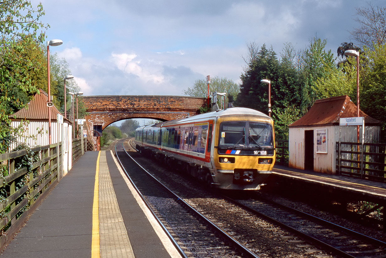 165108 Appleford 13 April 2002