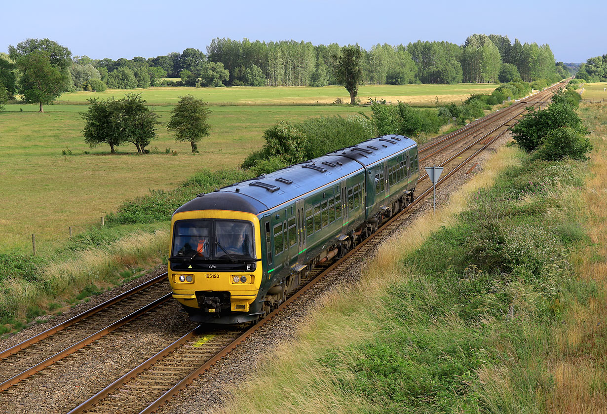 165120 Moreton-in-Marsh (Dunstall Bridge) 26 June 2025