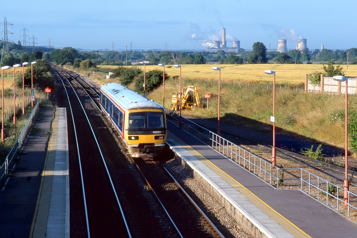 165123 Radley 4 July 2002