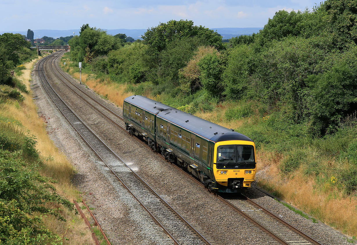 165132 Up Hatherley 17 July 2018