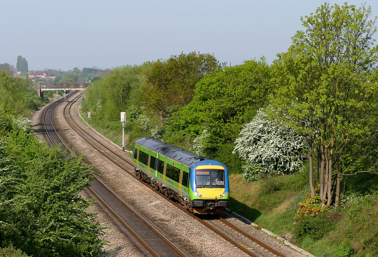 170522 Up Hatherley 28 April 2007