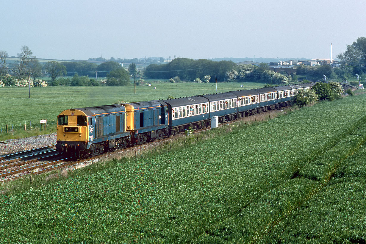 20145 & 20228 Harrowden Junction 21 May 1989