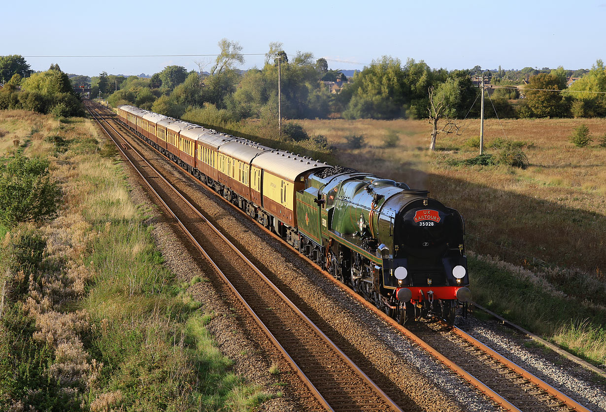 35028 Moreton-in-Marsh (Dunstall Bridge) 26 September 2026