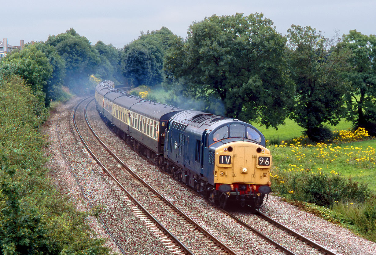 37029 Norton 23 July 2000