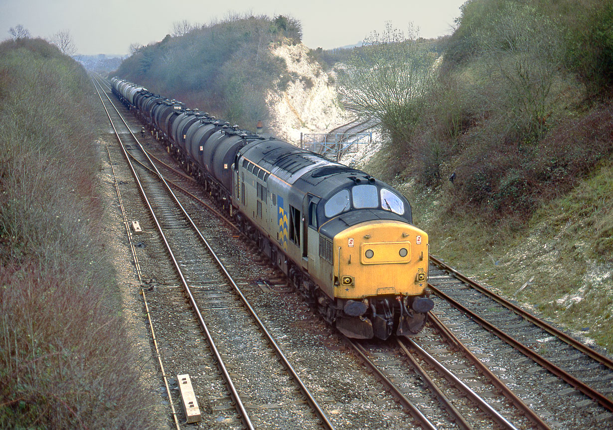 37215 East Grimstead 19 March 1992