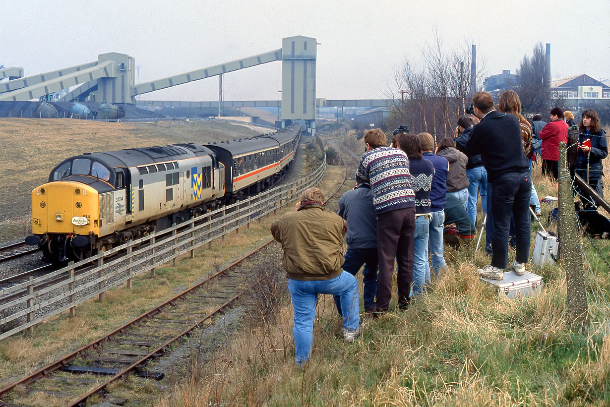 37514 Harworth Colliery 6 March 1993