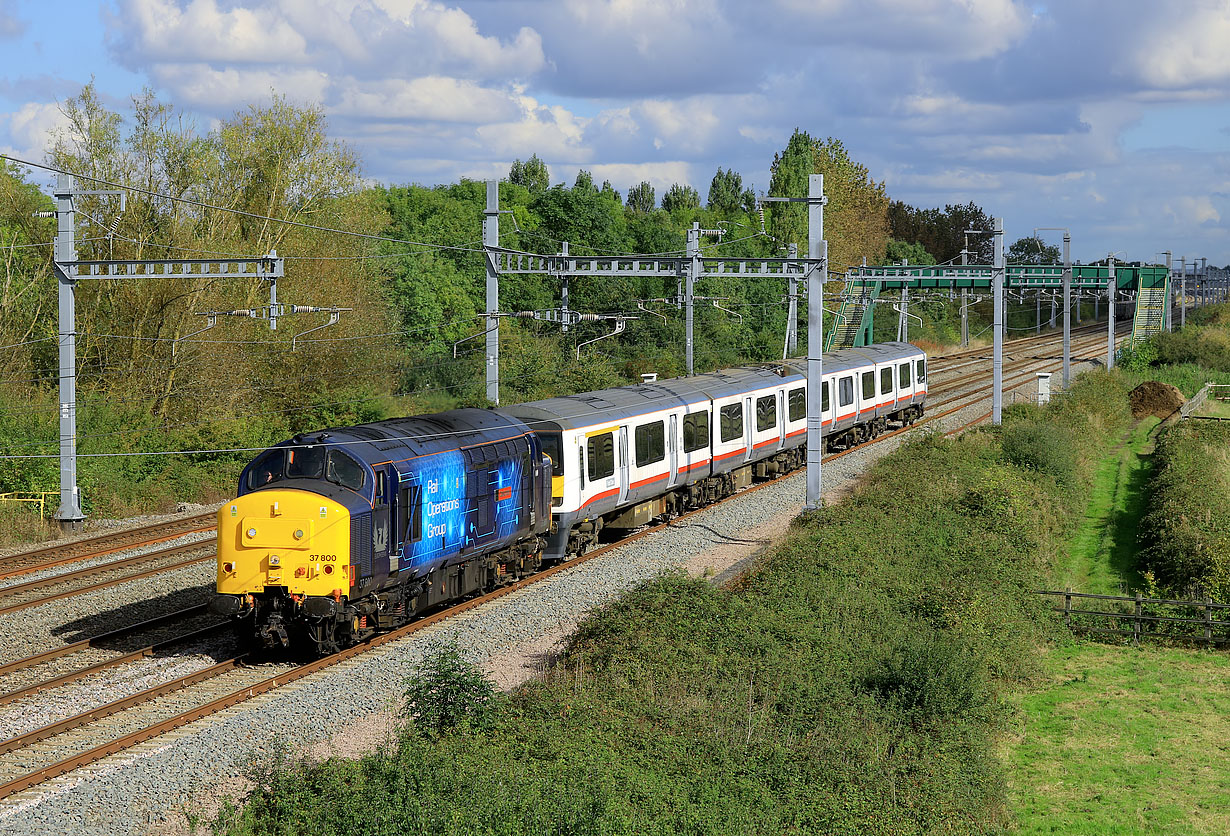 37800 & 321305 Denchworth (Circourt Bridge) 3 October 2024