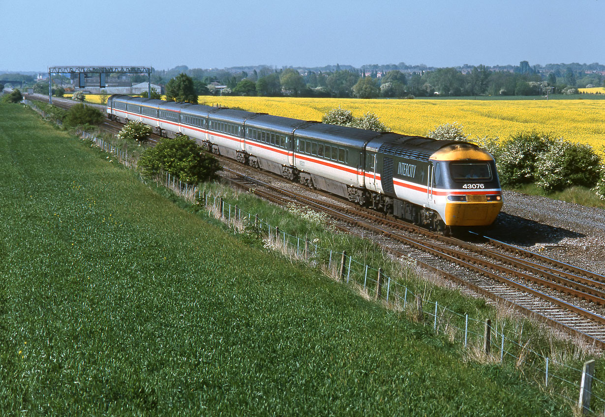 43076 Harrowden Junction 21 May 1989