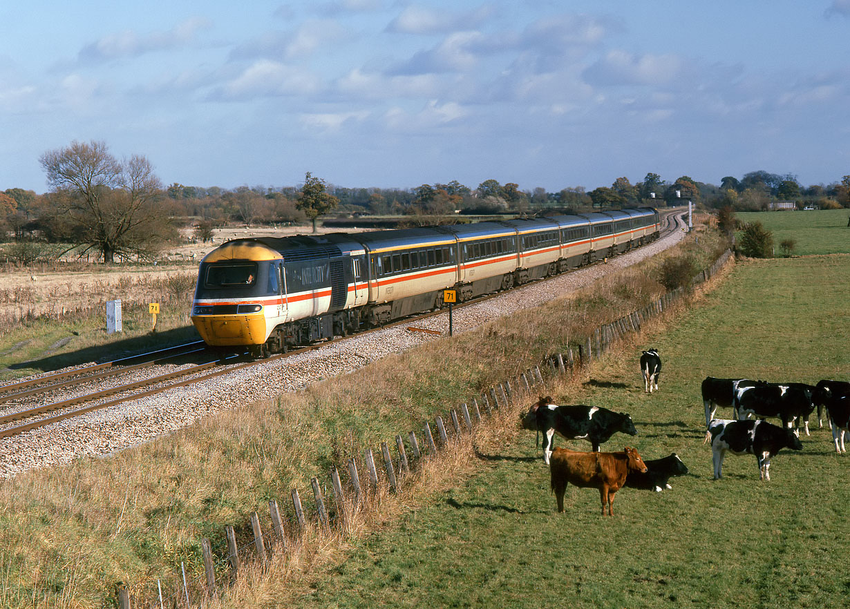 43147 Shrivenham (Ashbury Crossing) 1 November 1994