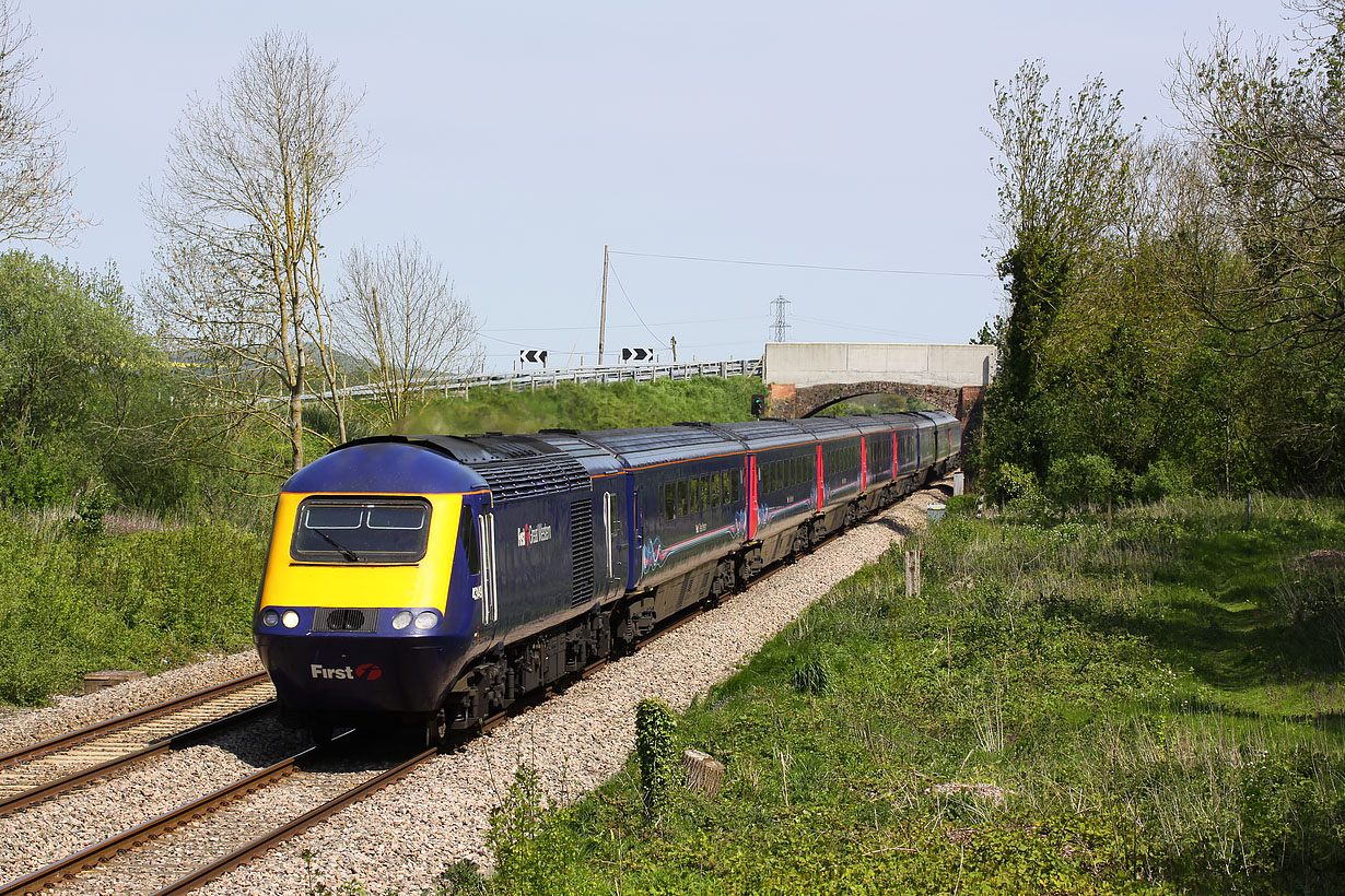 43149 Patney & Chirton 11 May 2009