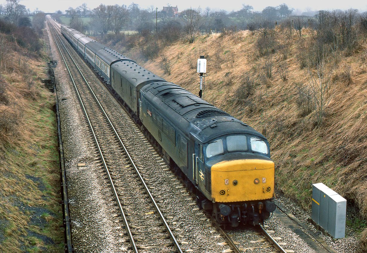 45104 Dunhampstead 20 March 1982