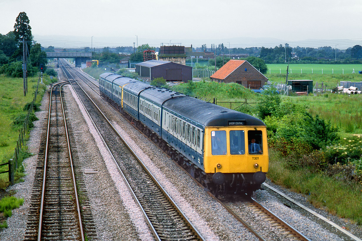 T321 & C821 Ashchurch 28 June 1987