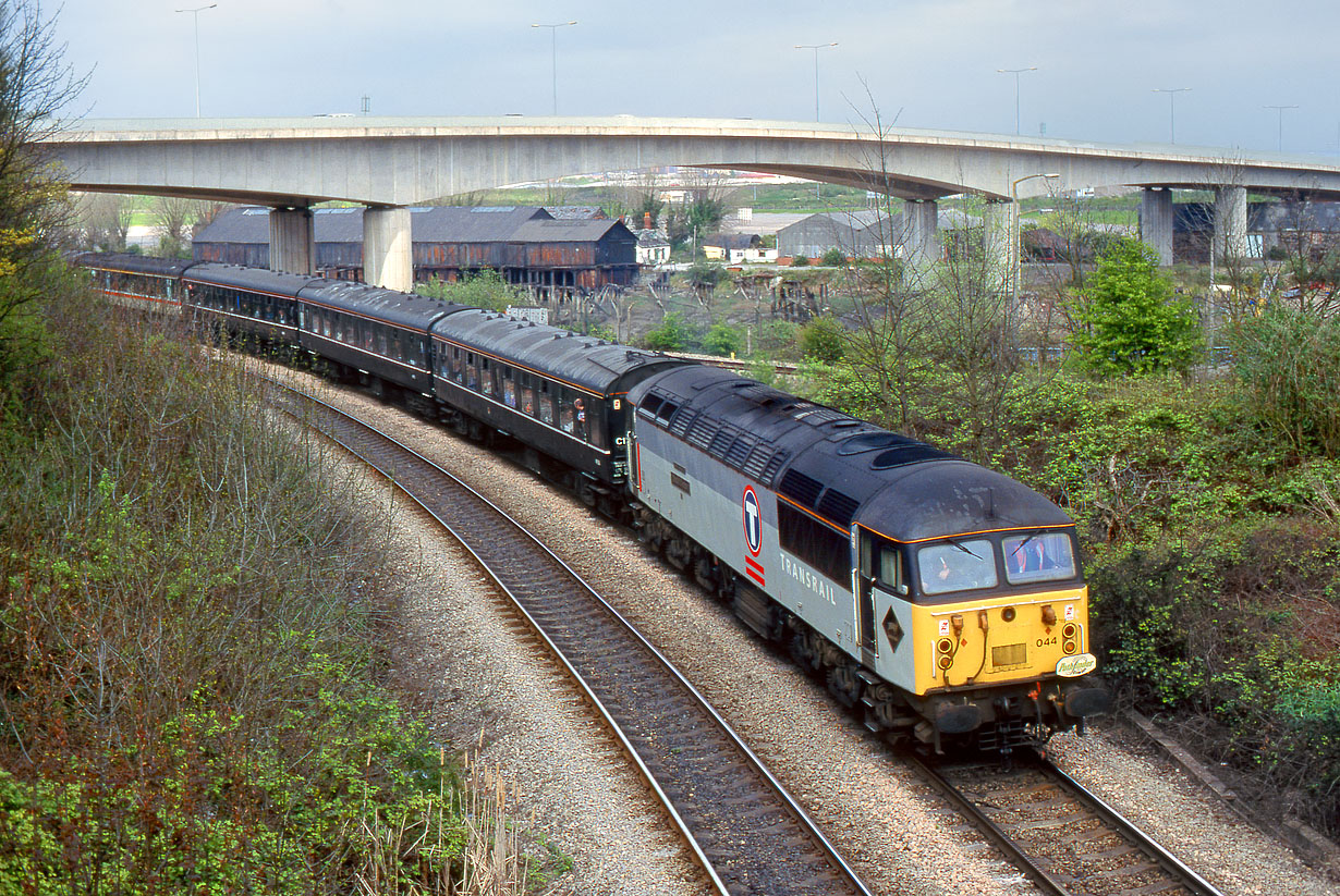 56044 Cogan 19 April 1997
