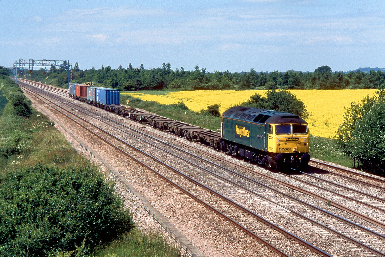 57001 Denchworth (Circourt Bridge) 15 June 2004