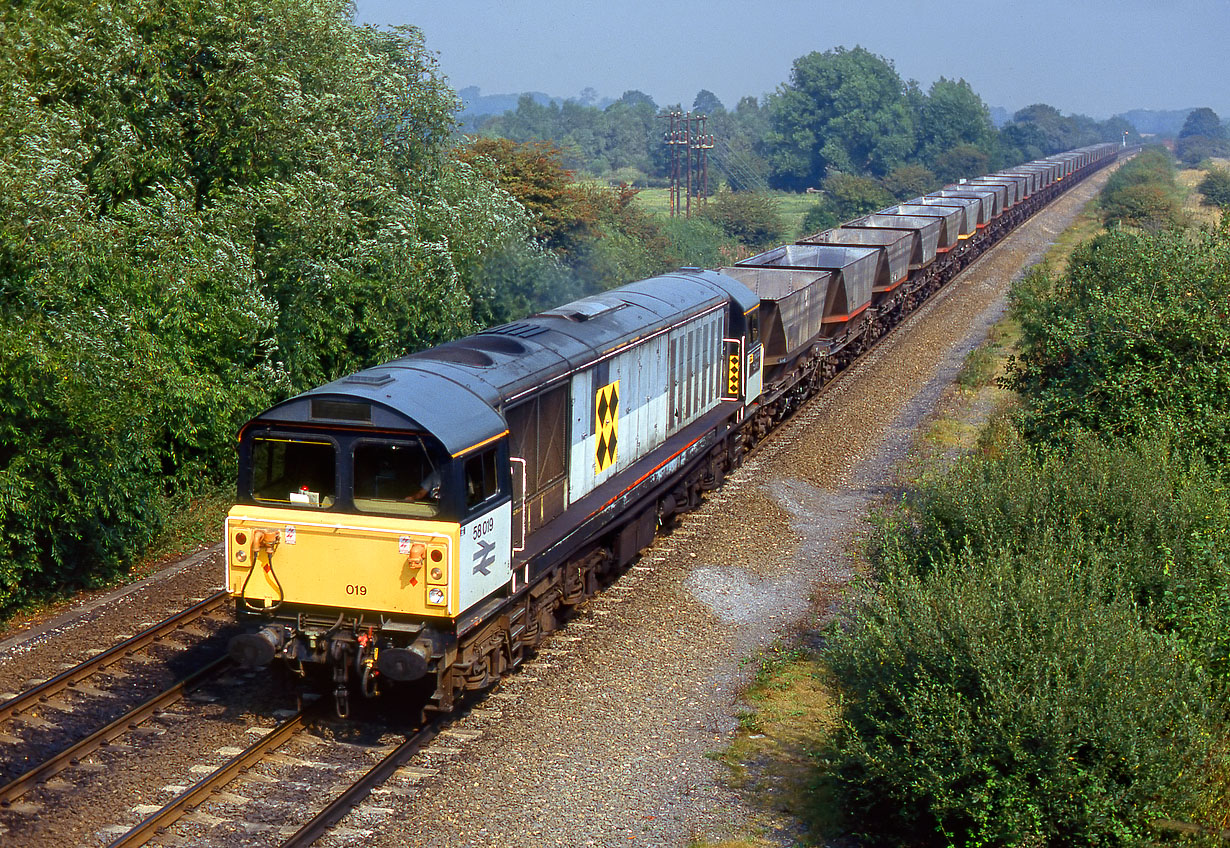 58019 Clay Mills (Hargate) 4 September 1991