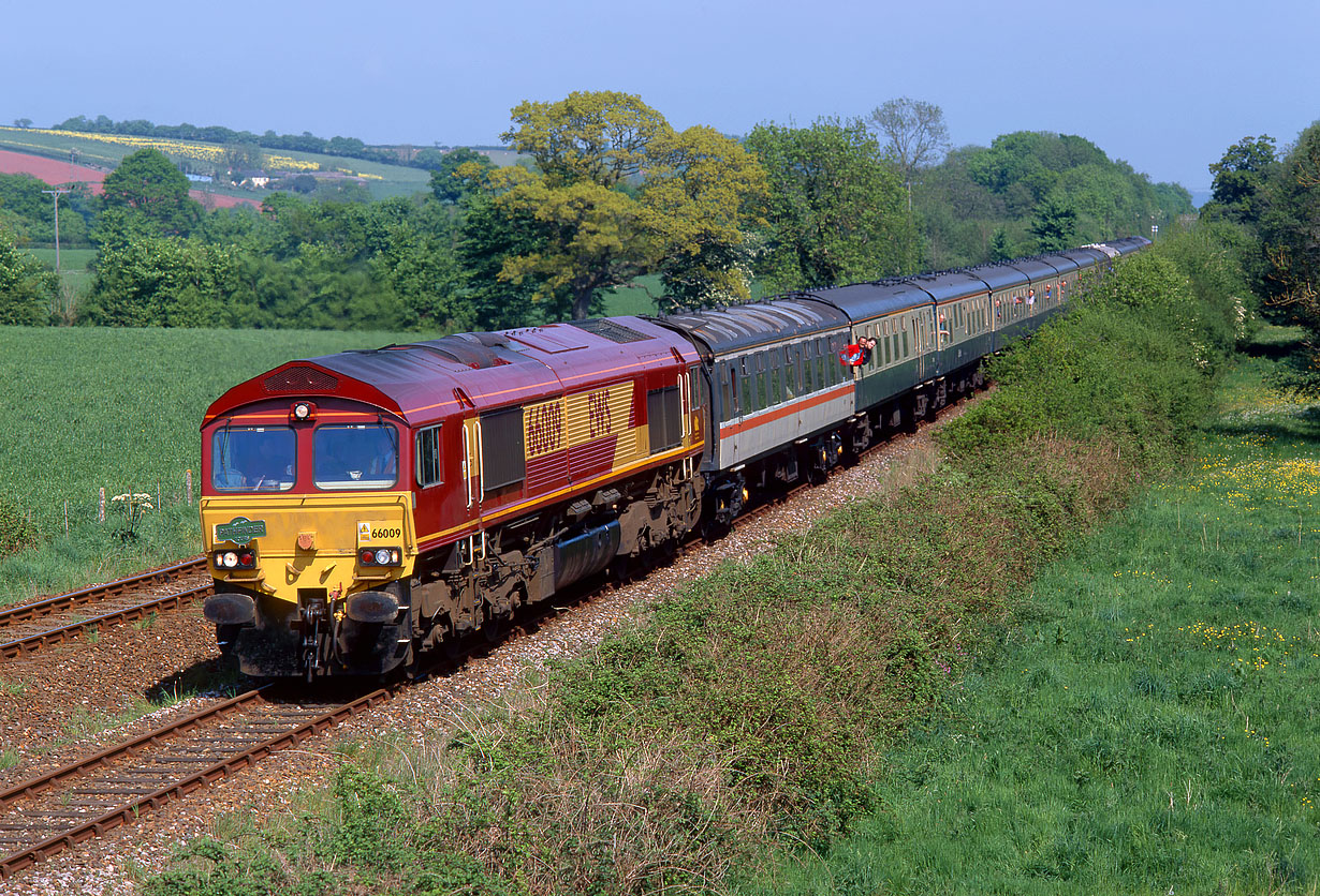 66009 Gunstone Mill 14 May 2000