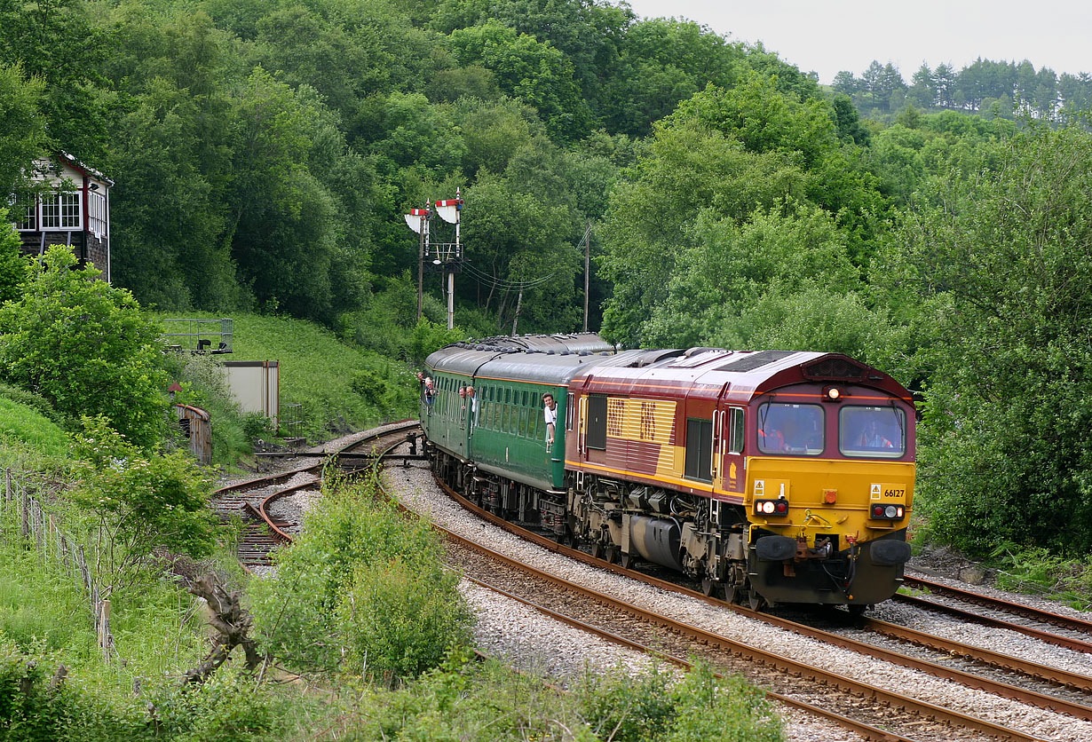 66127 Ystrad Mynach 7 June 2003