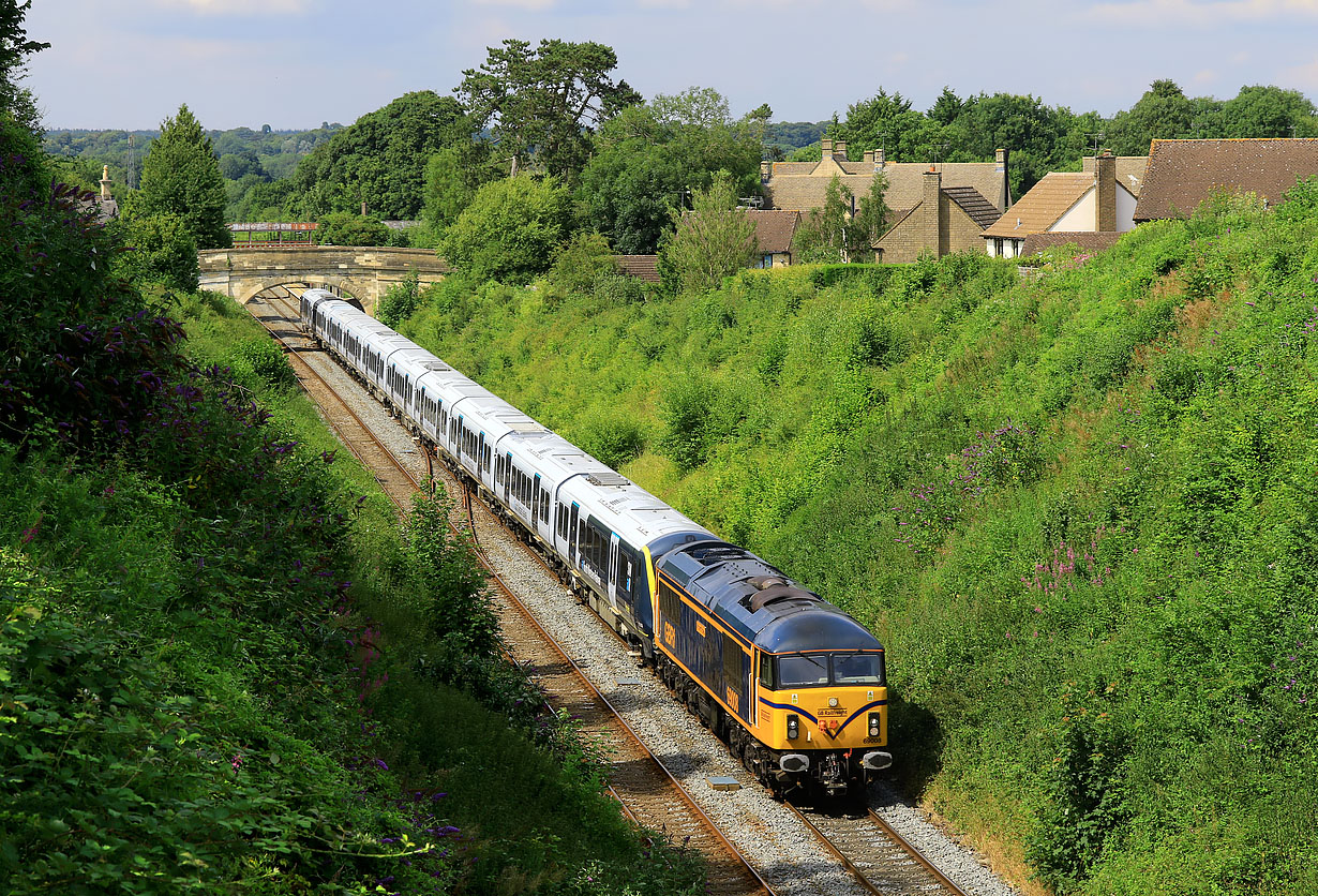 69008 & 701025 Kemble 17 July 2024