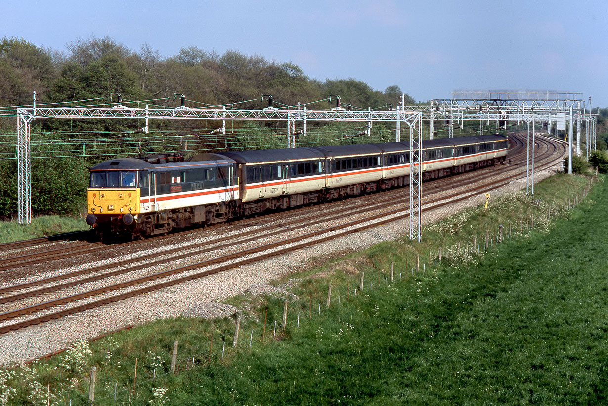 86205 Slindon 15 May 1997