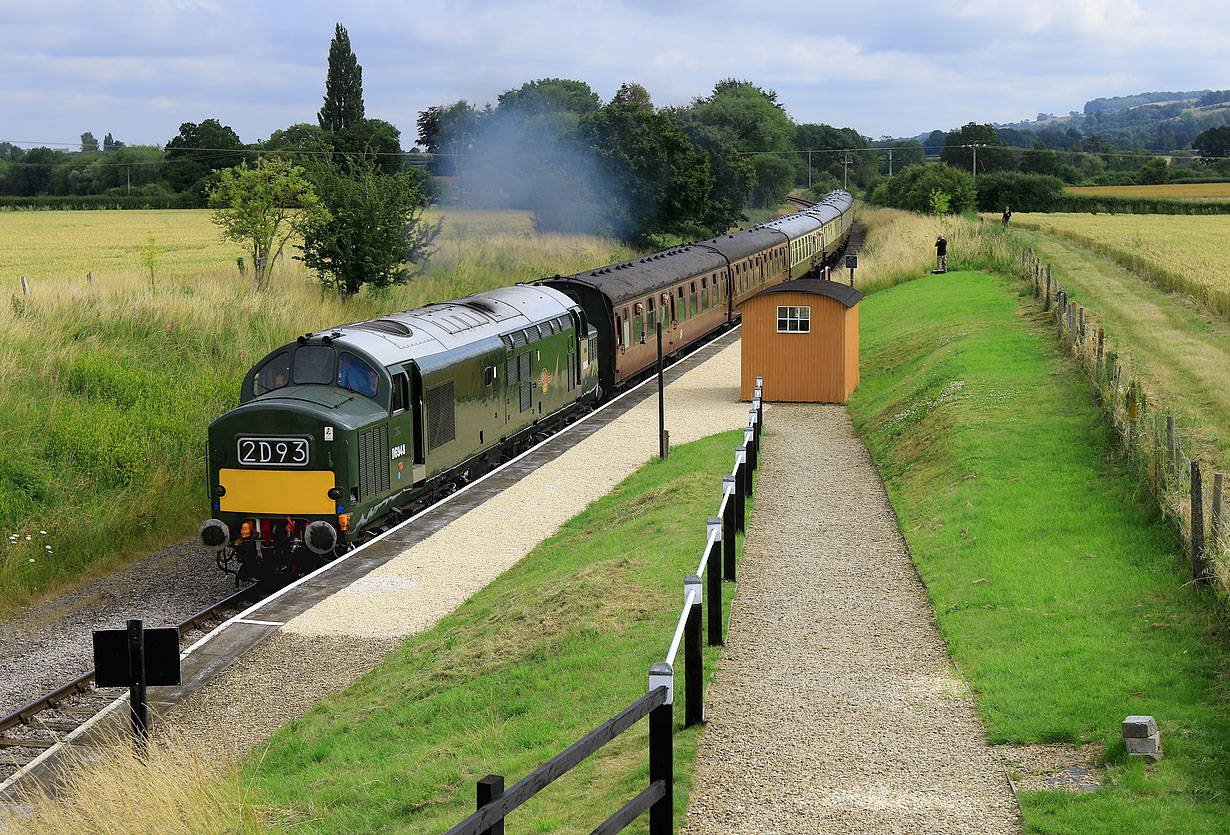 D6948 Hayles Abbey Halt 12 July 2024