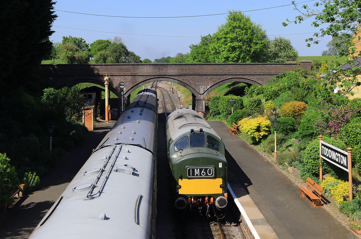 D6948 Toddington 30 April 2025