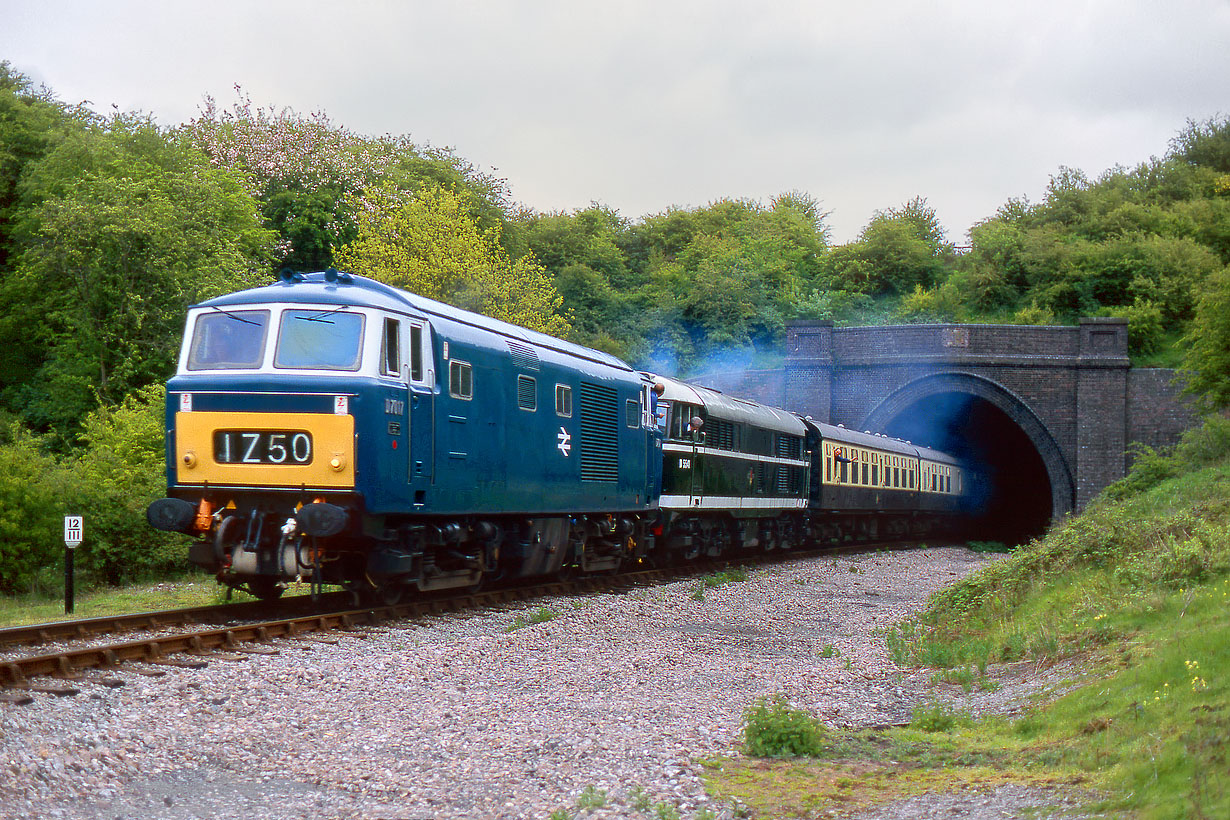 D7017 & D5541 Greet Tunnel 18 May 1996