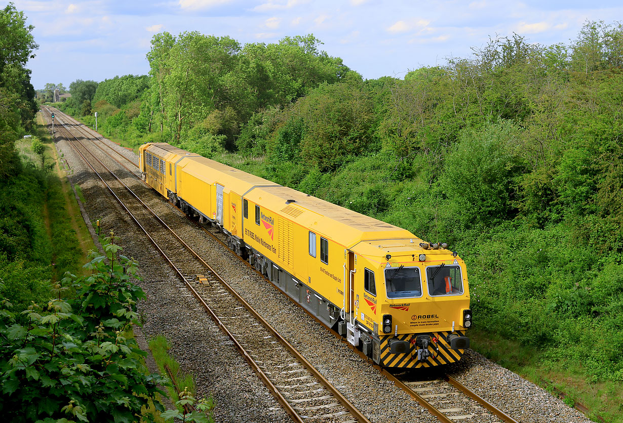 DR97504, DR97604 & DR97804 Thrupp (Oxfordshire) 23 May 2025