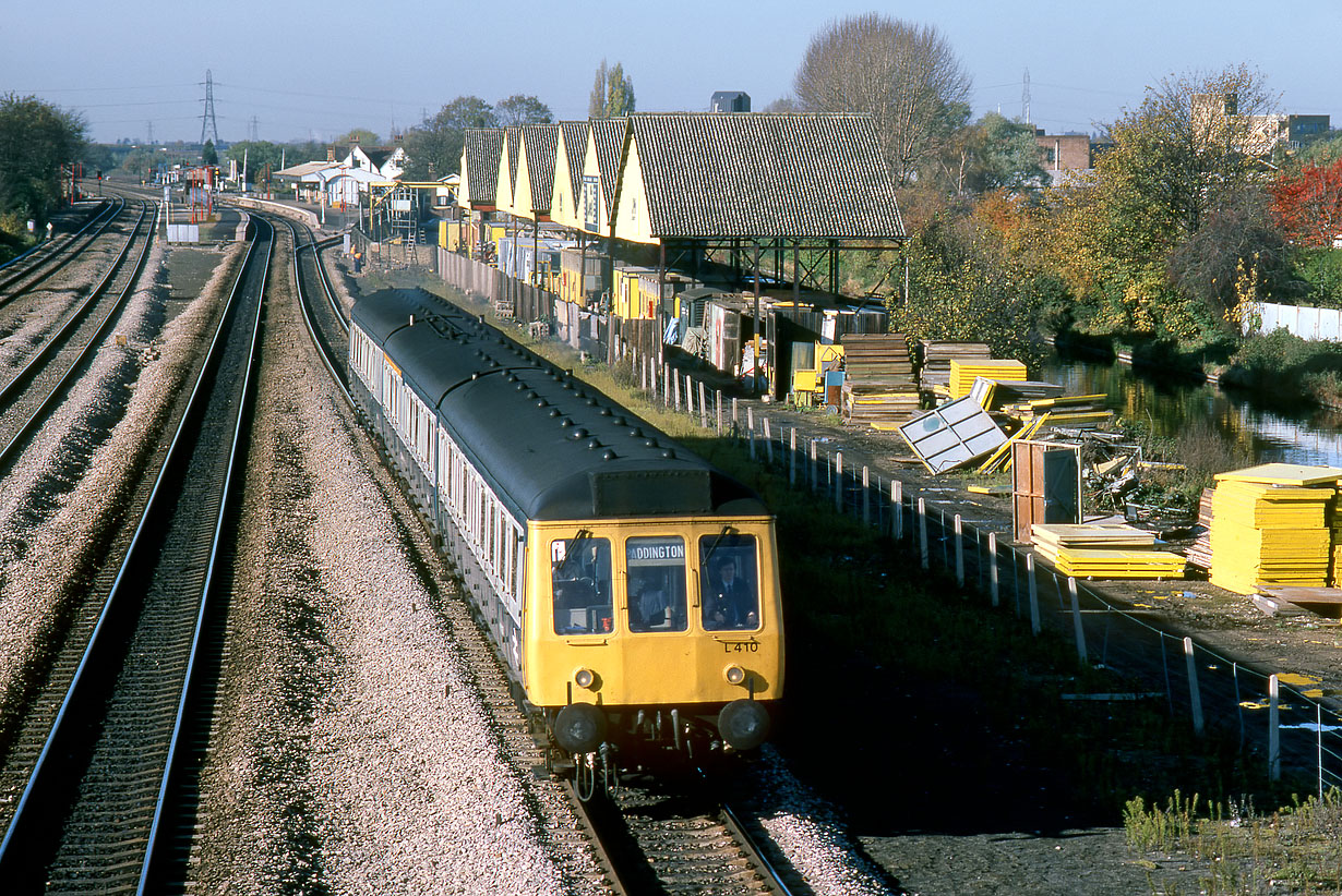 L410 West Drayton 6 November 1986