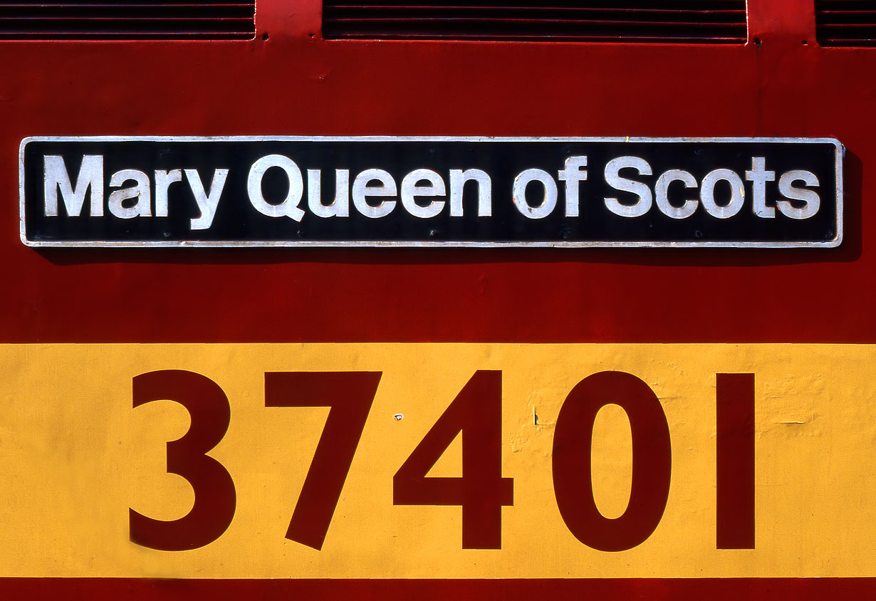 37401 Mary Queen of Scots Nameplate 20 July 2000
