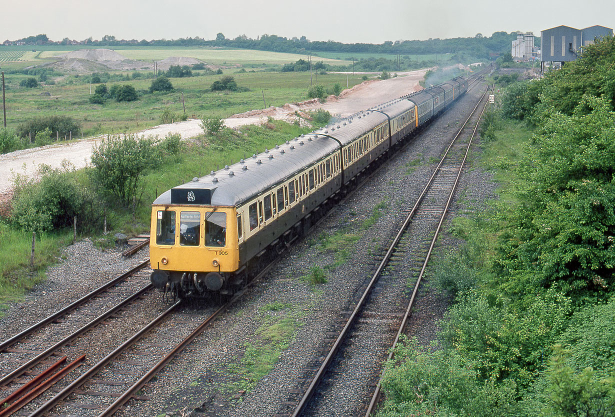 T305 Moira West Junction 5 June 1988