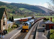 25313 & 26004 Carrog 18 April 1998