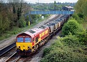 66056 Didcot North Junction 22 April 2002